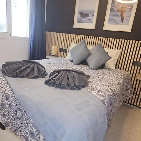 Apartman Symphony Sunrise, With Stunning Sea Views And Short Walk To The By Namaste Elite
